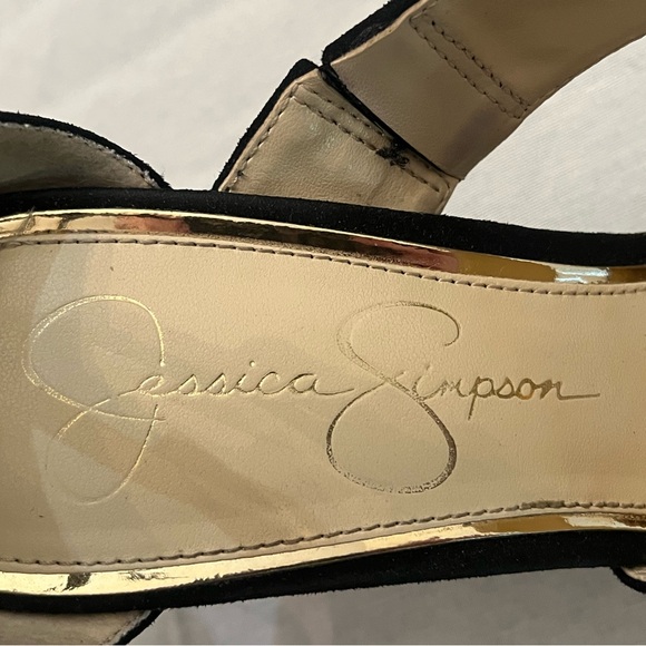 ✨ Jessica Simpson Black and Gold Heels ✨ - Picture 9 of 11